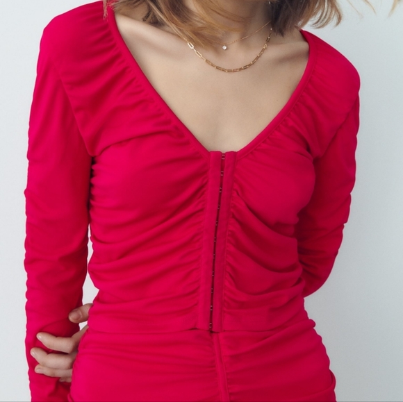 Ruched Top Strawberry Zara - Picture 2 of 12